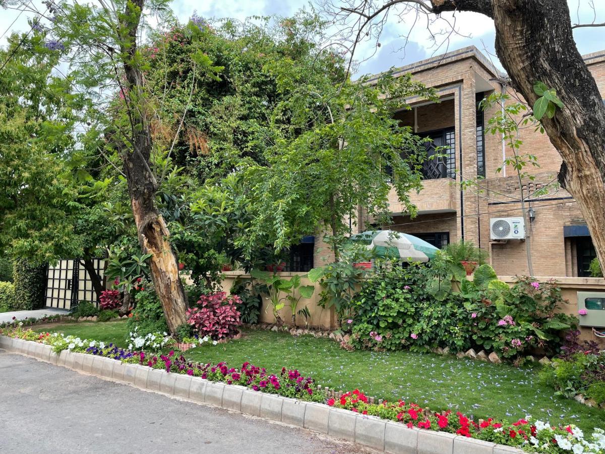 Riviera Courtyard Guest House Islamabad Buitenkant foto