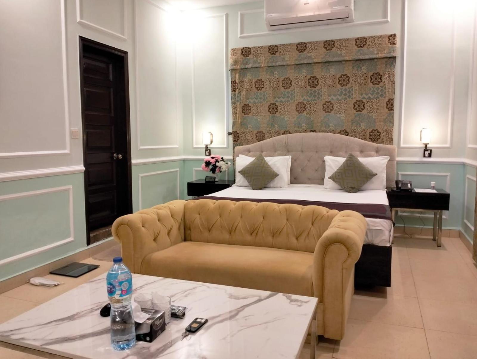 Riviera Courtyard Guest House Islamabad Buitenkant foto